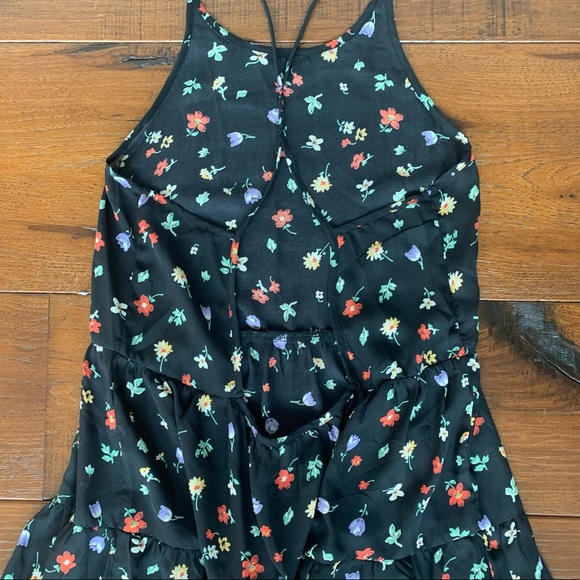 pins and needles floral open back dress - Picture 3 of 4